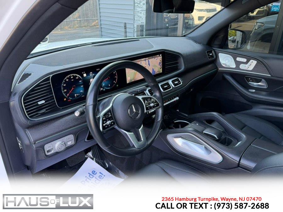 Used 2022 Mercedes-Benz GLE 350 4MATIC w/ AMG Line Exterior image 16