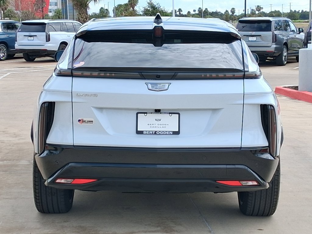 New 2027 Cadillac Lyriq Signature Sport RWD image 5
