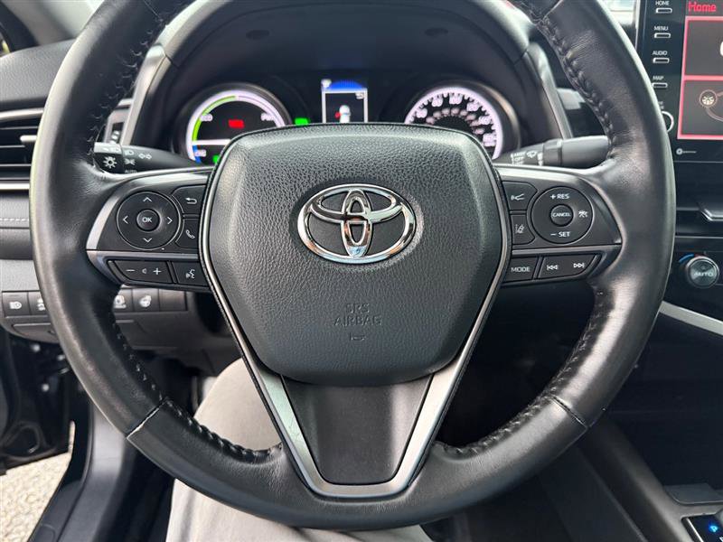 Used 2022 Toyota Camry SE image 34
