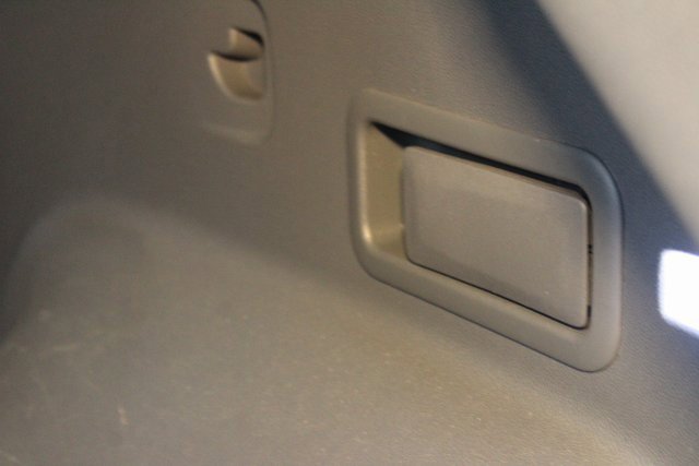 Used 2019 Chevrolet Blazer LT image 17