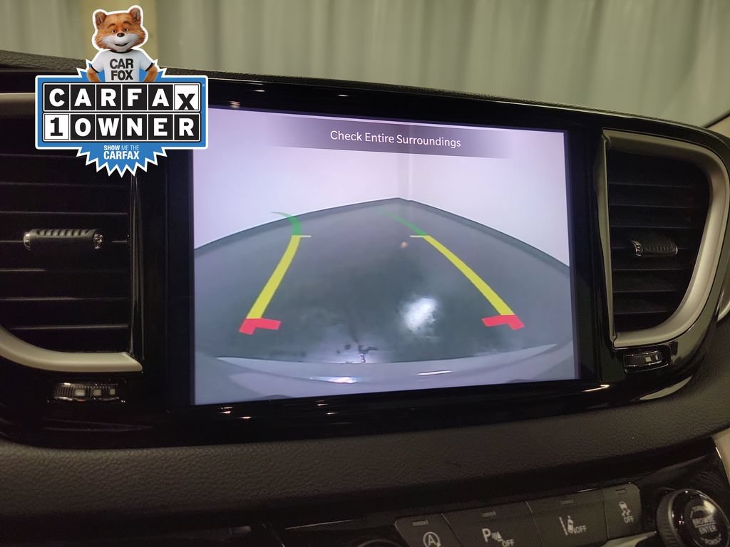 Used 2023 Chrysler Pacifica Touring-L FWD image 22