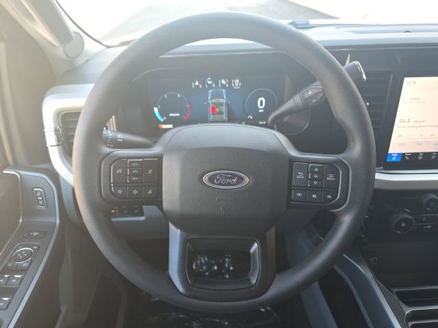 New 2026 Ford F350 XLT w/ XLT Premium Package AWD/4WD image 13