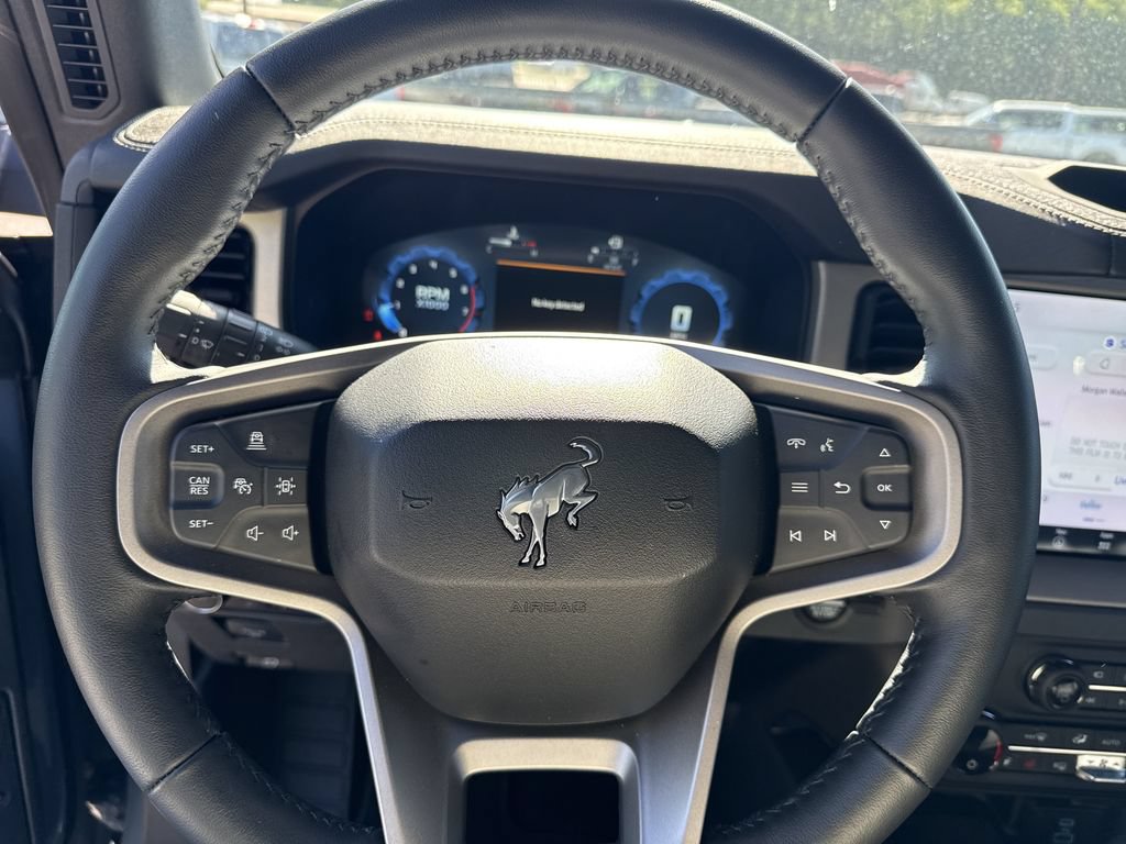 New 2025 Ford Bronco Outer Banks w/ Sasquatch Package AWD/4WD image 24