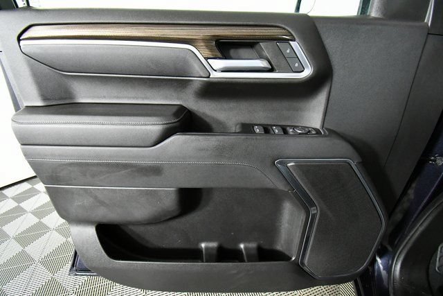 Used 2022 Chevrolet Silverado 1500 RST w/ Z71 Off-Road Package AWD/4WD image 22