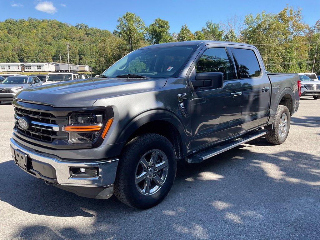 Used 2025 Ford F150 XLT w/ Equipment Group 301A Standard AWD/4WD image 3