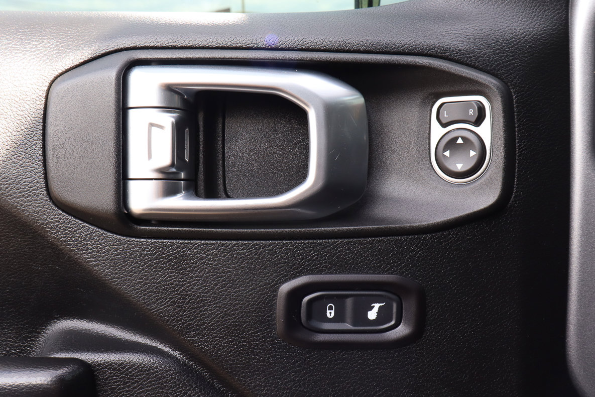 Used 2020 Jeep Wrangler Unlimited Sport S image 19