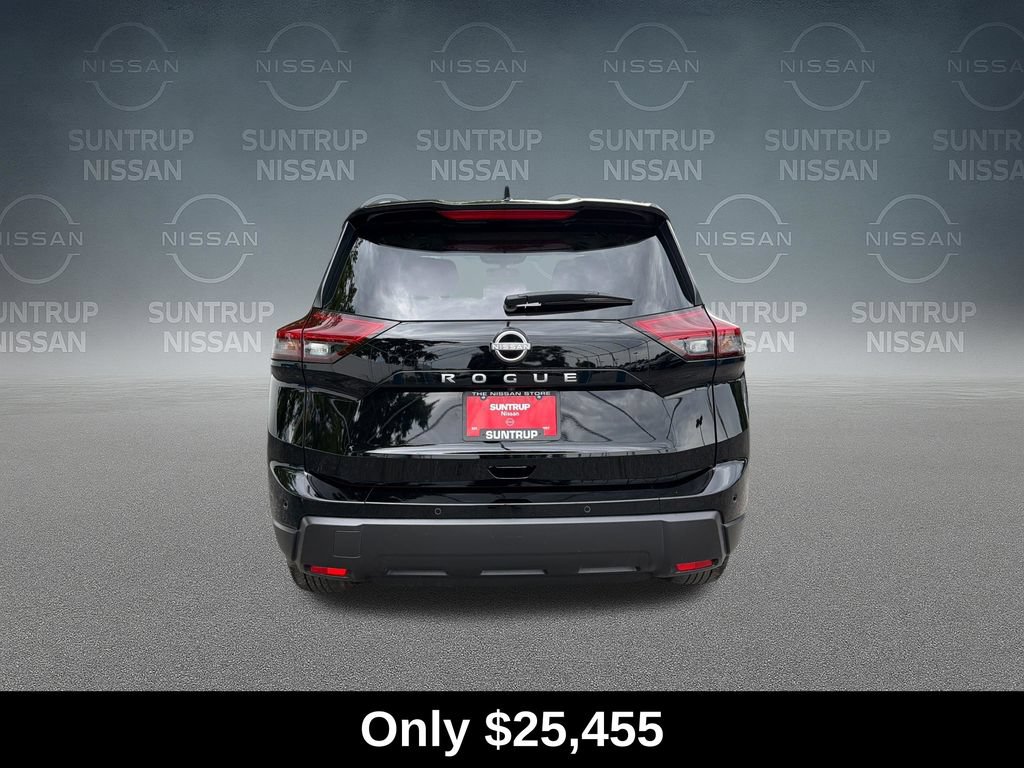 Used 2025 Nissan Rogue SV w/ SV Premium Package FWD image 4