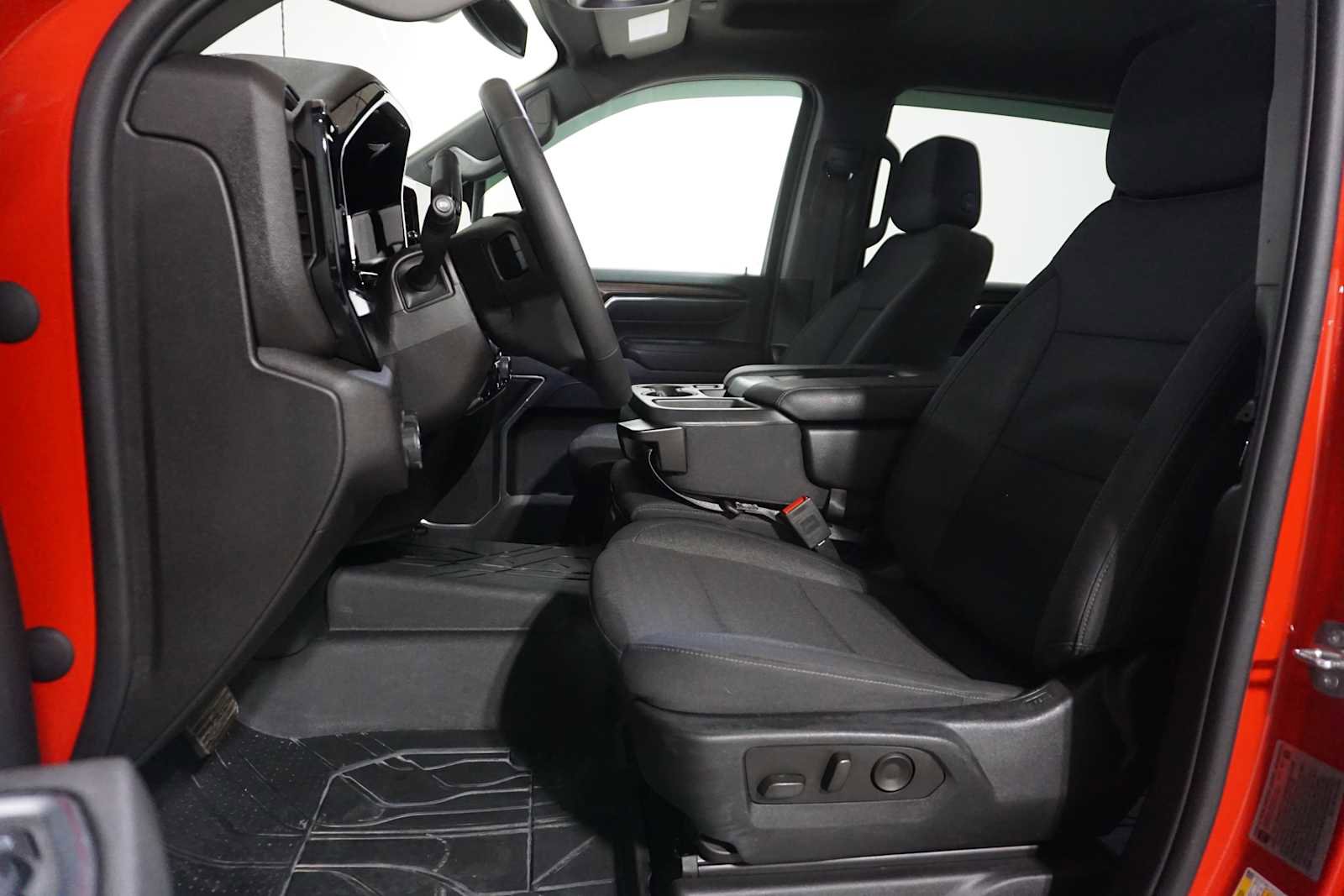 Certified 2024 Chevrolet Silverado 2500 LT w/ All Star Edition image 13