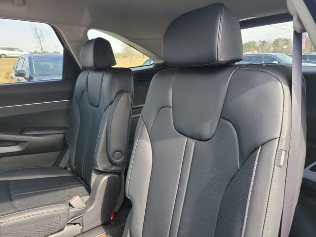 Used 2025 Kia Sorento EX image 11