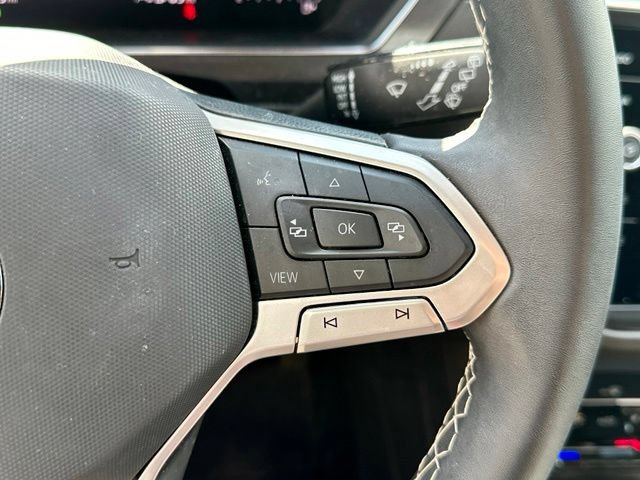 Used 2024 Volkswagen Tiguan SE AWD/4WD image 35