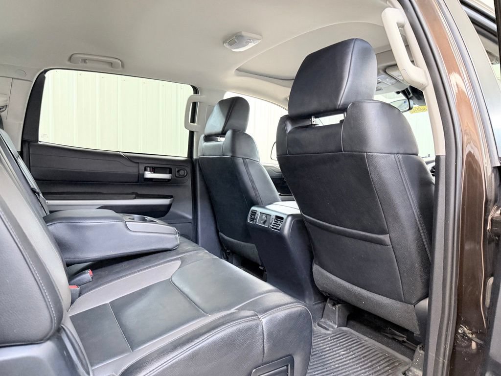 Used 2018 Toyota Tundra Limited w/ Limited Premium Package AWD/4WD image 33