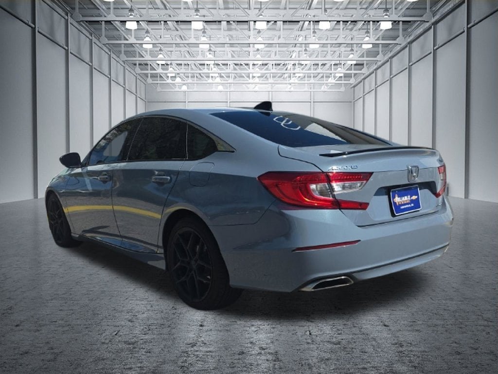 Used 2022 Honda Accord Sport image 4