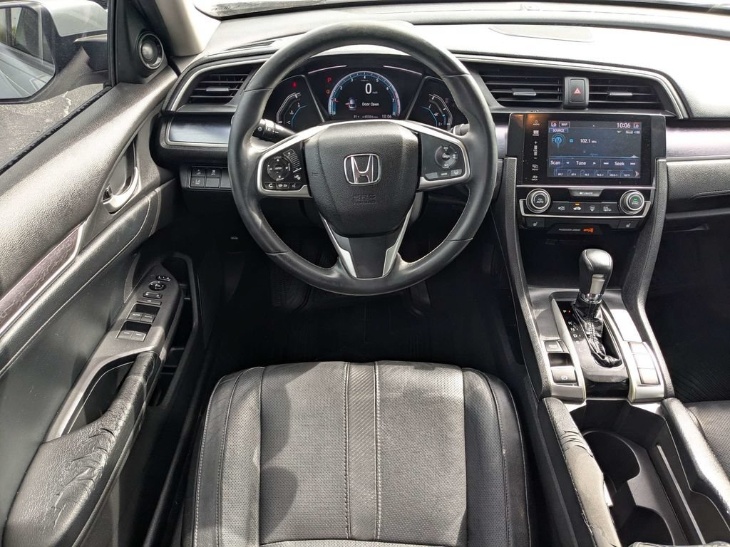 Used 2017 Honda Civic Touring image 15