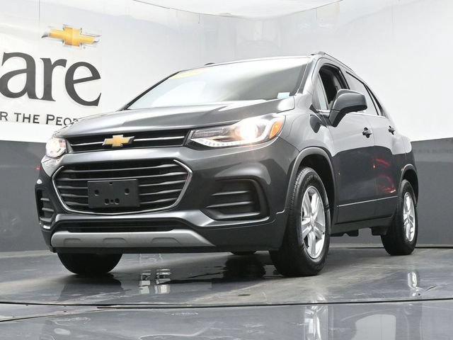 Used 2017 Chevrolet Trax LT FWD image 4
