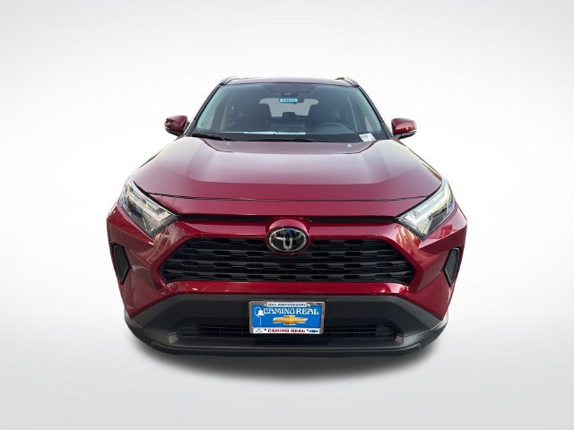 Used 2025 Toyota RAV4 XLE FWD image 9