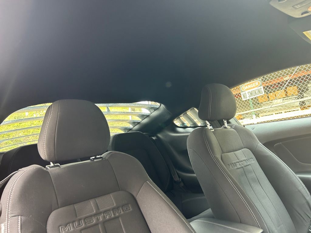 Used 2020 Ford Mustang Coupe image 27