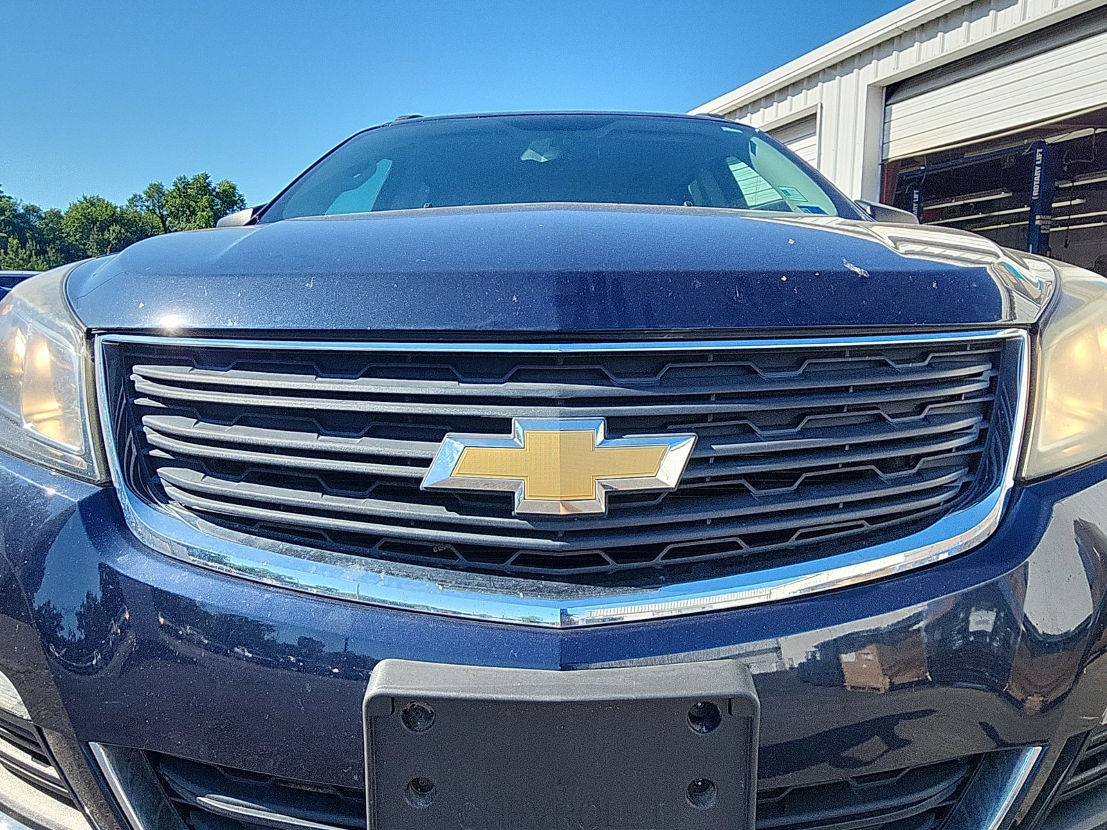 Used 2015 Chevrolet Traverse LS FWD image 11