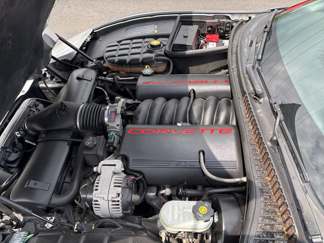 Used 2004 Chevrolet Corvette Convertible w/ Preferred Equipment Group image 20