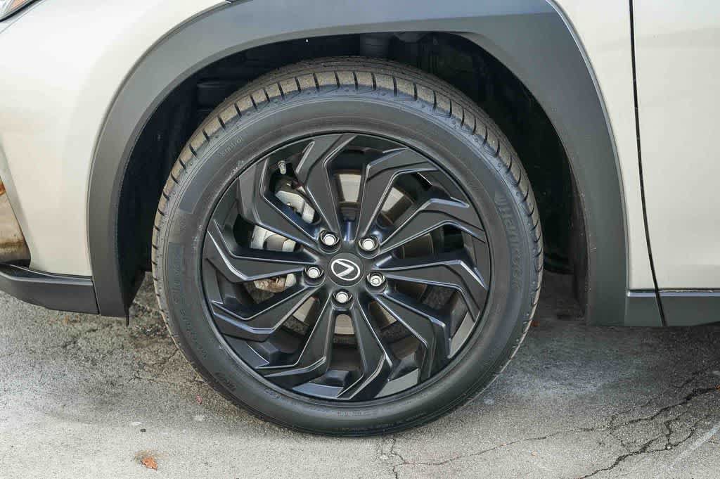 Used 2021 Lexus UX 250h F Sport w/ Accessory Package (Z1) AWD/4WD image 9