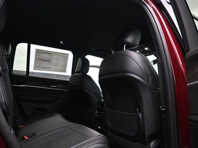 New 2026 Jeep Grand Cherokee Altitude AWD/4WD image 26