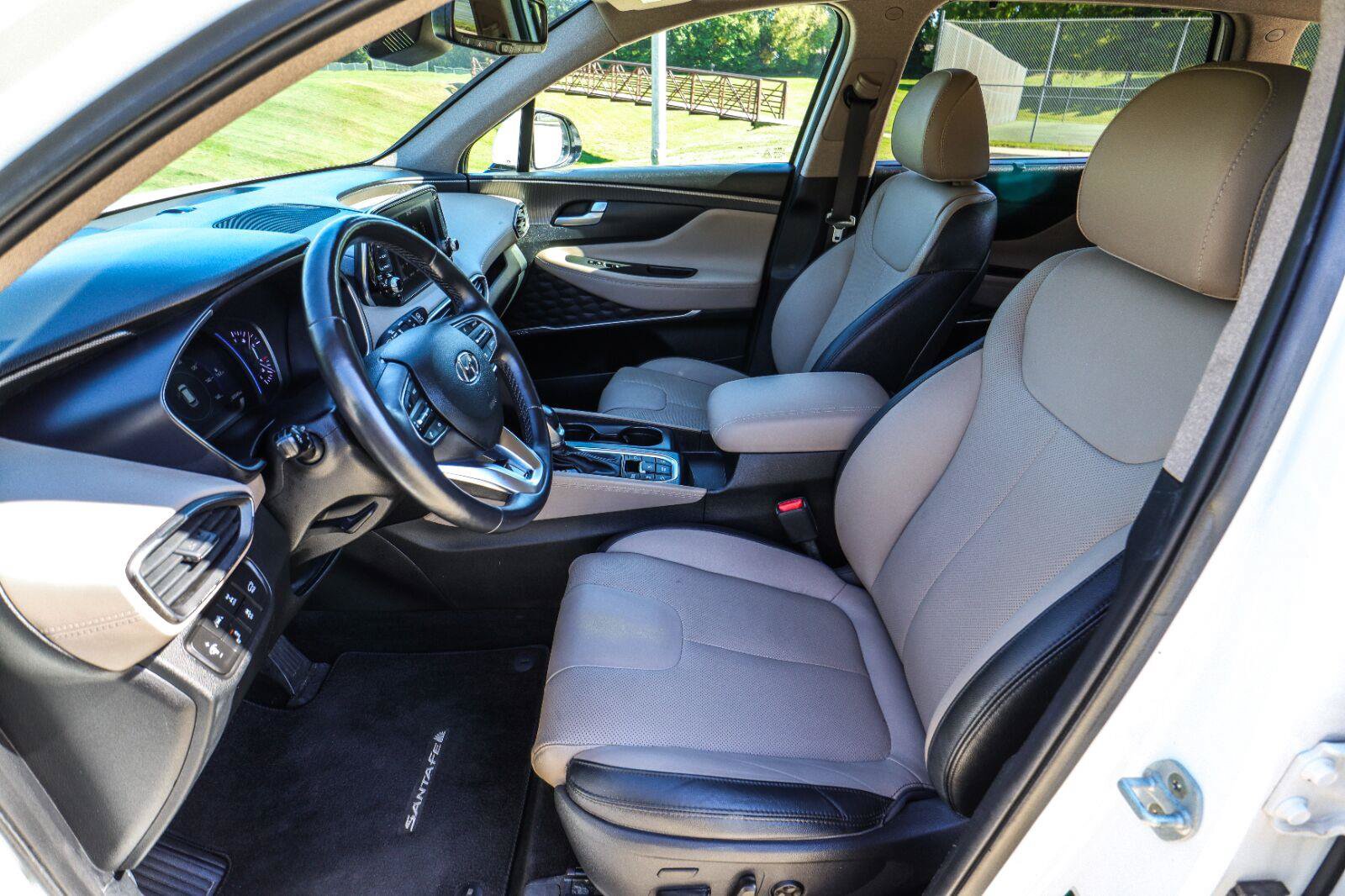 Used 2019 Hyundai Santa Fe AWD image 37