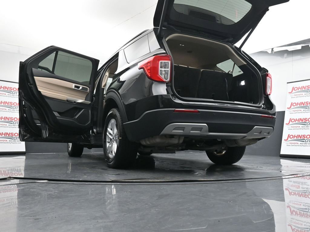 Used 2023 Ford Explorer XLT w/ Equipment Group 202A image 47