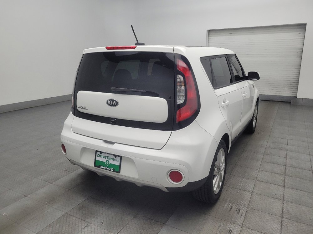 Used 2019 Kia Soul + FWD image 9