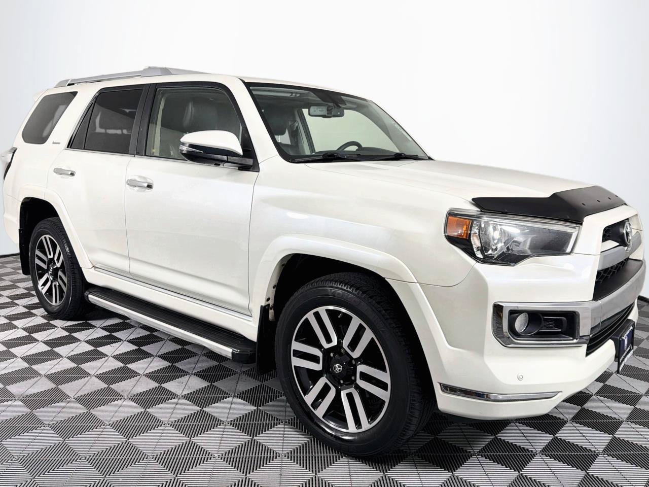 Used 2014 Toyota 4Runner Limited AWD/4WD image 29