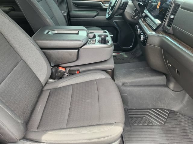 Used 2024 Chevrolet Silverado 2500 LT AWD/4WD image 13