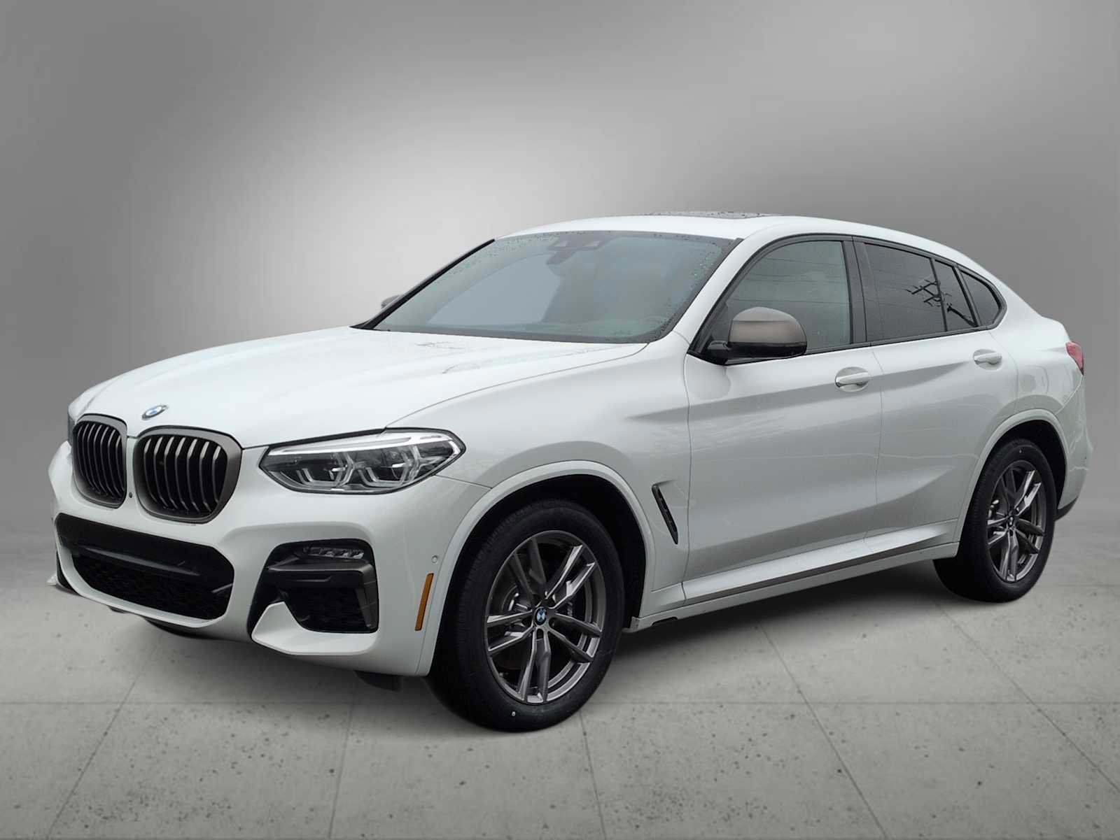 Used 2021 BMW X4 M40i image 4