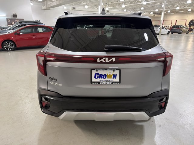 Used 2024 Kia Seltos S FWD image 7
