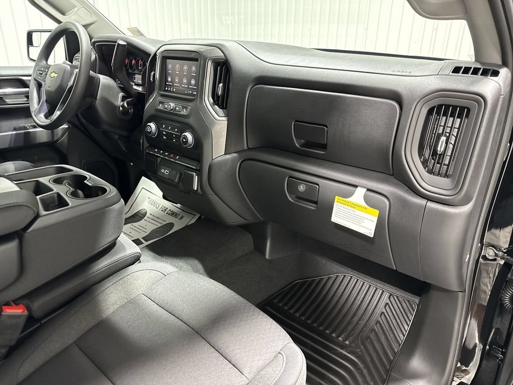 New 2026 Chevrolet Silverado 1500 Custom w/ Turbomax Blackout Package AWD/4WD image 30