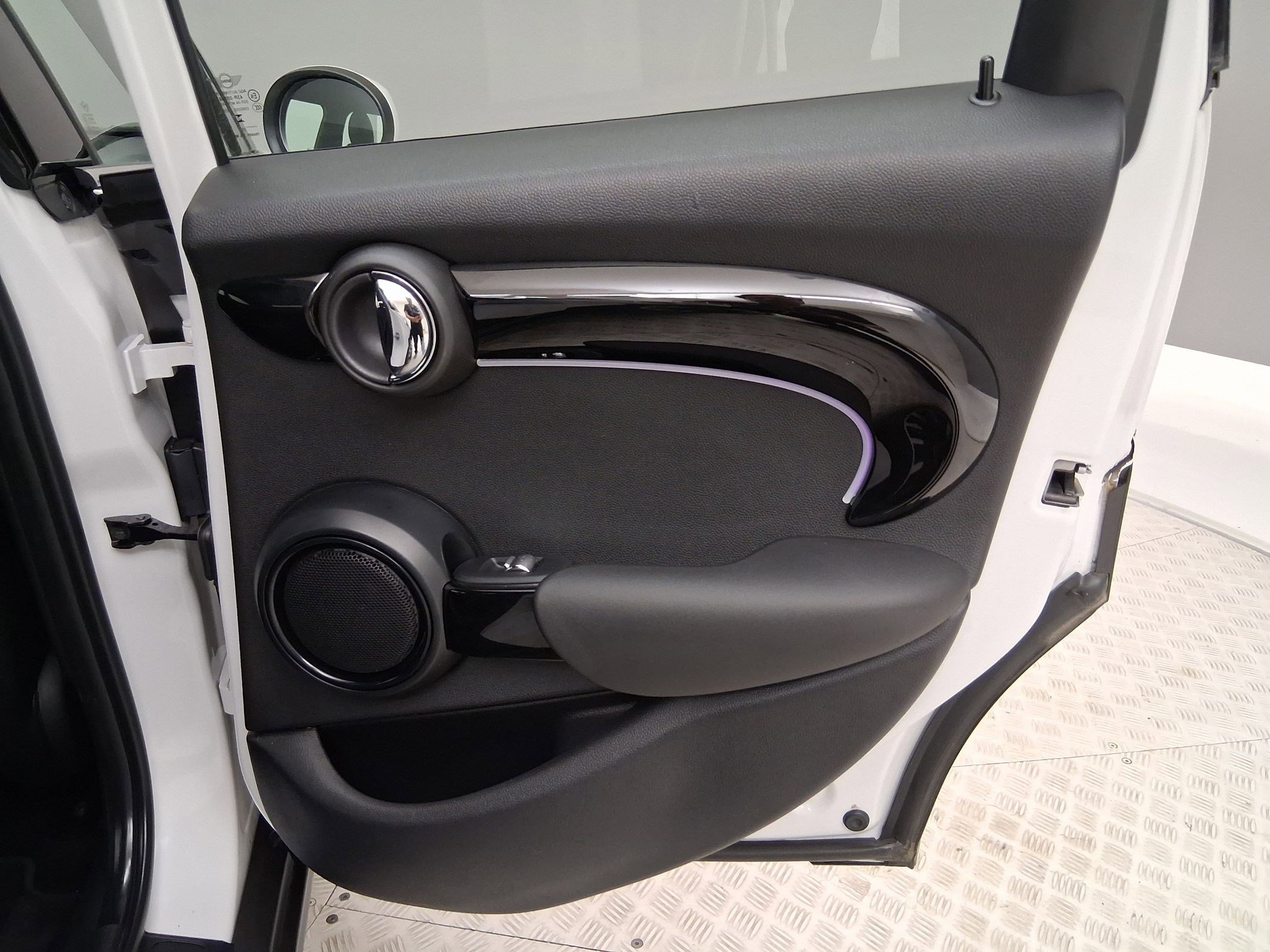 Certified 2024 MINI Cooper S image 31