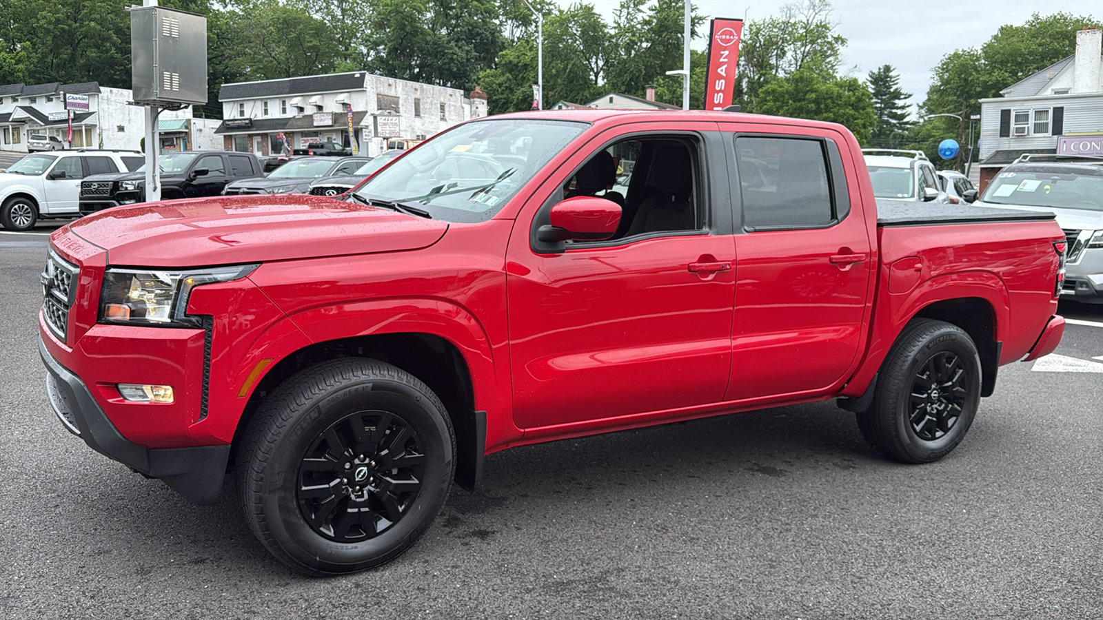 Certified 2024 Nissan Frontier SV w/ SV Convenience Package AWD/4WD image 3