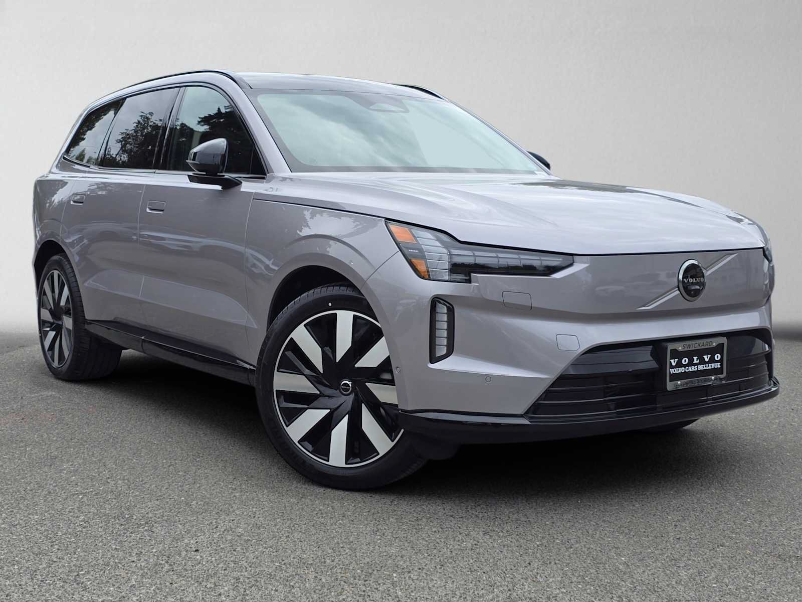New 2026 Volvo EX90 Ultra