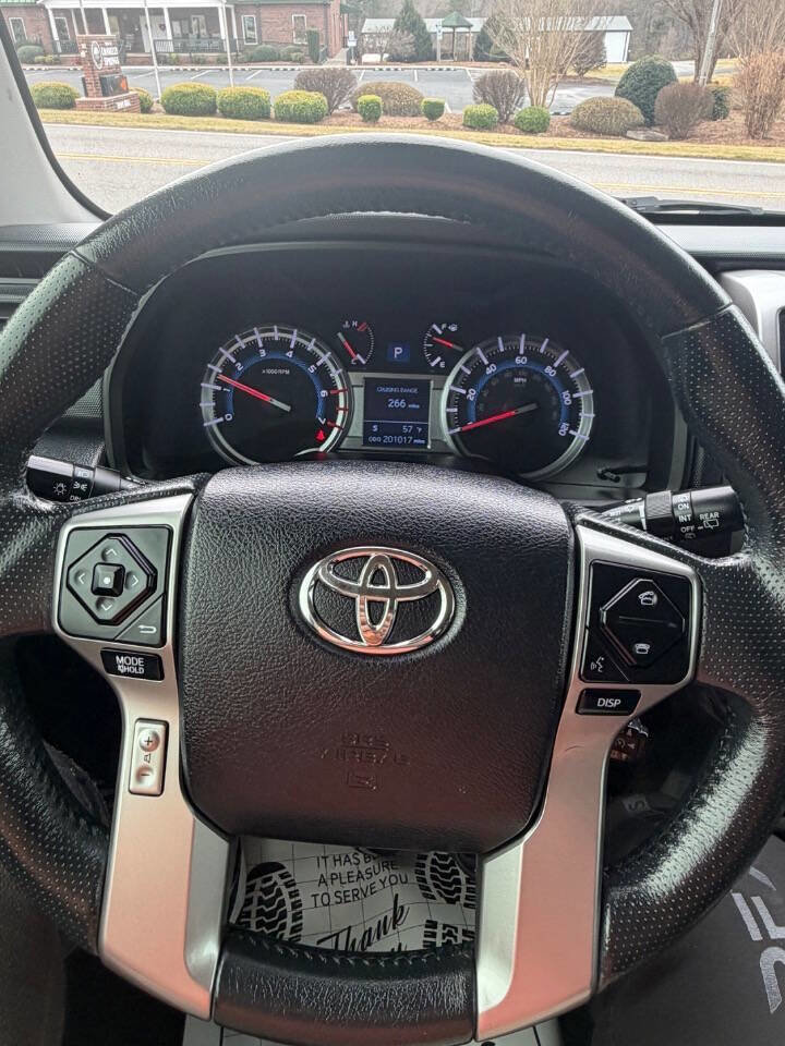 Used 2015 Toyota 4Runner SR5 image 17