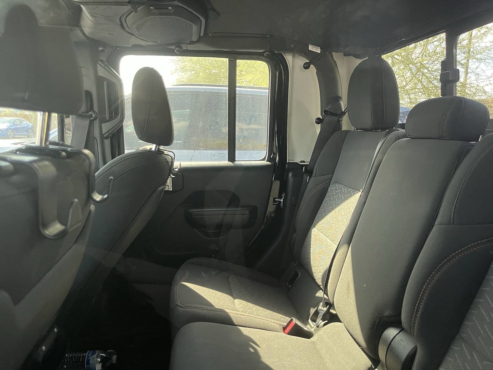 Used 2021 Jeep Gladiator Mojave w/ Safety Group AWD/4WD image 7