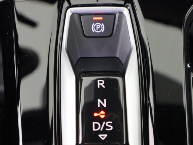 Certified 2025 Audi Q5 Premium Plus w/ Premium Plus AWD/4WD image 20