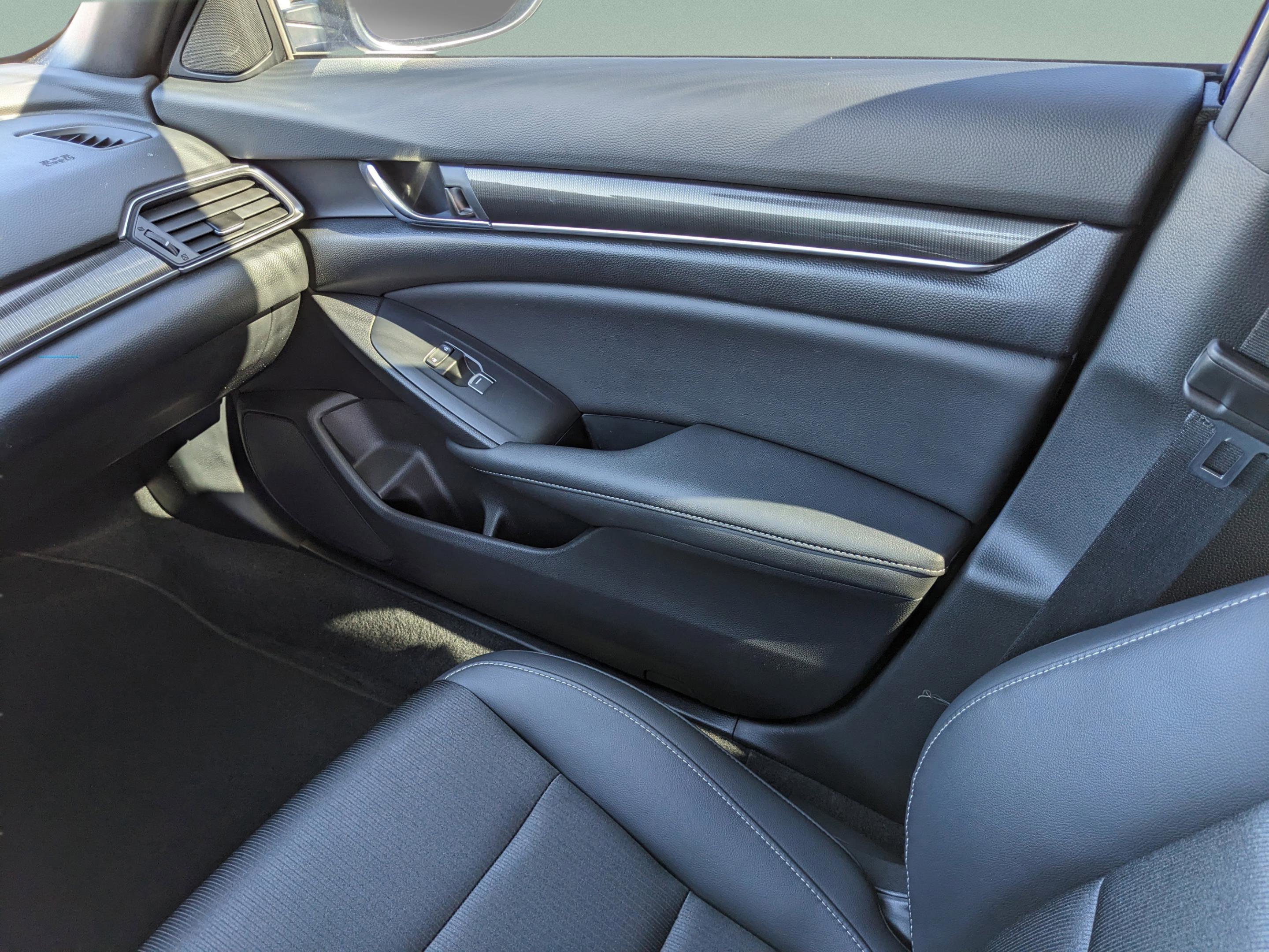 Used 2022 Honda Accord Sport image 15