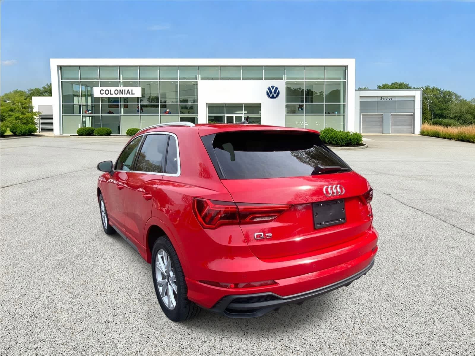 Used 2023 Audi Q3 2.0T Premium AWD/4WD image 3