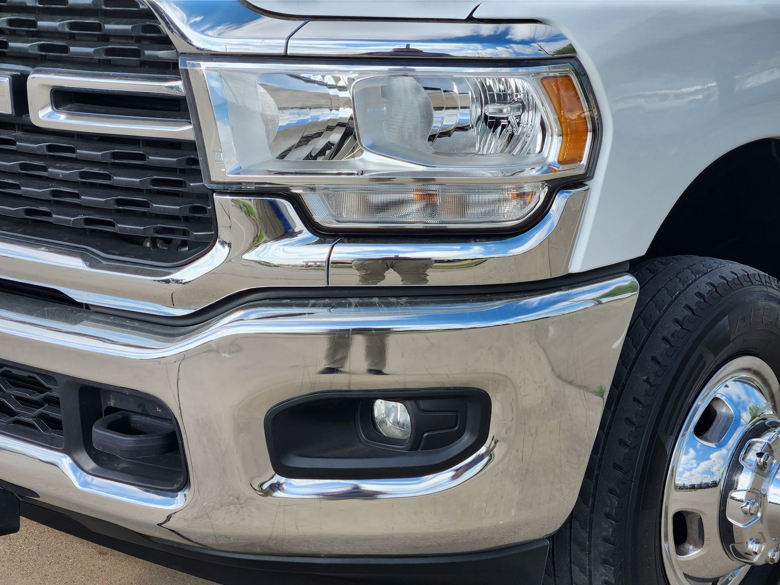 Used 2024 RAM 3500 Big Horn image 9