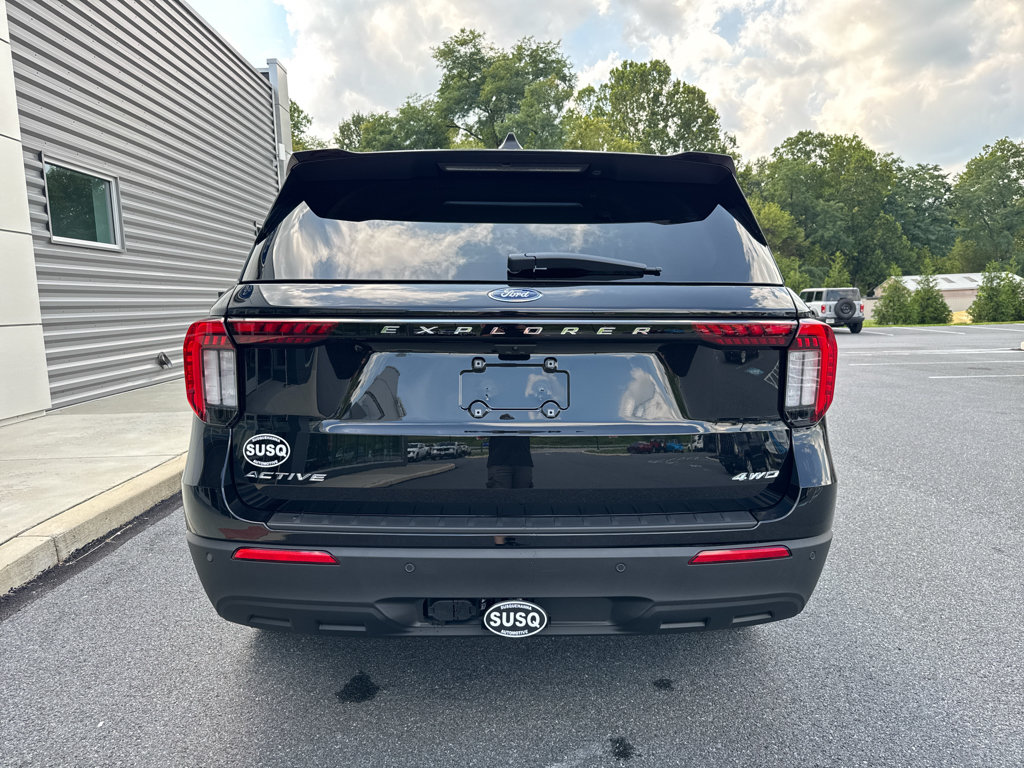 New 2026 Ford Explorer Active AWD/4WD image 8