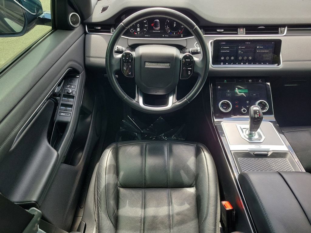 Used 2020 Land Rover Range Rover Evoque SE image 22