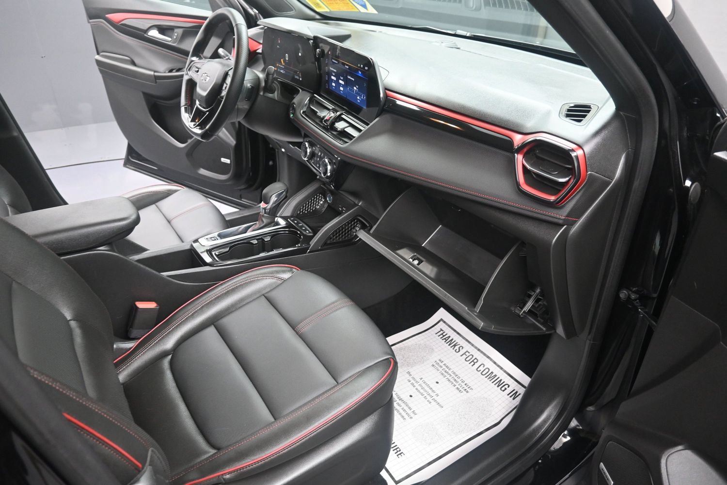 Used 2024 Chevrolet TrailBlazer RS w/ Convenience Package AWD/4WD image 44