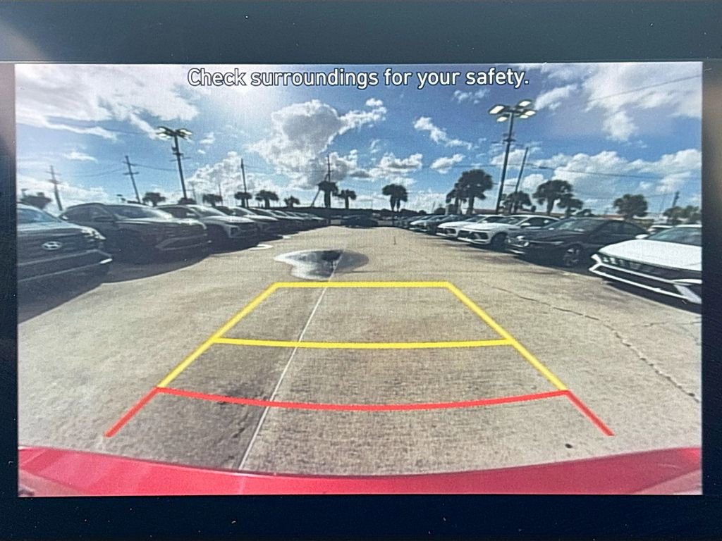 Used 2023 Hyundai Elantra SEL w/ Convenience Package image 14