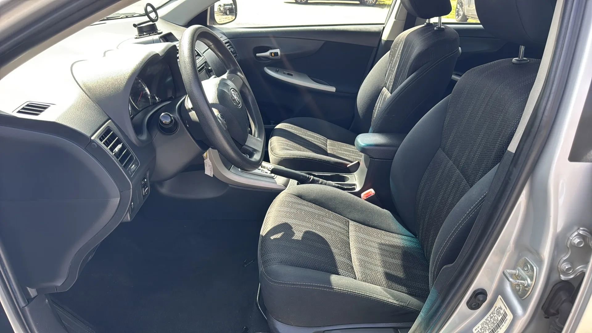 Used 2013 Toyota Corolla S image 10