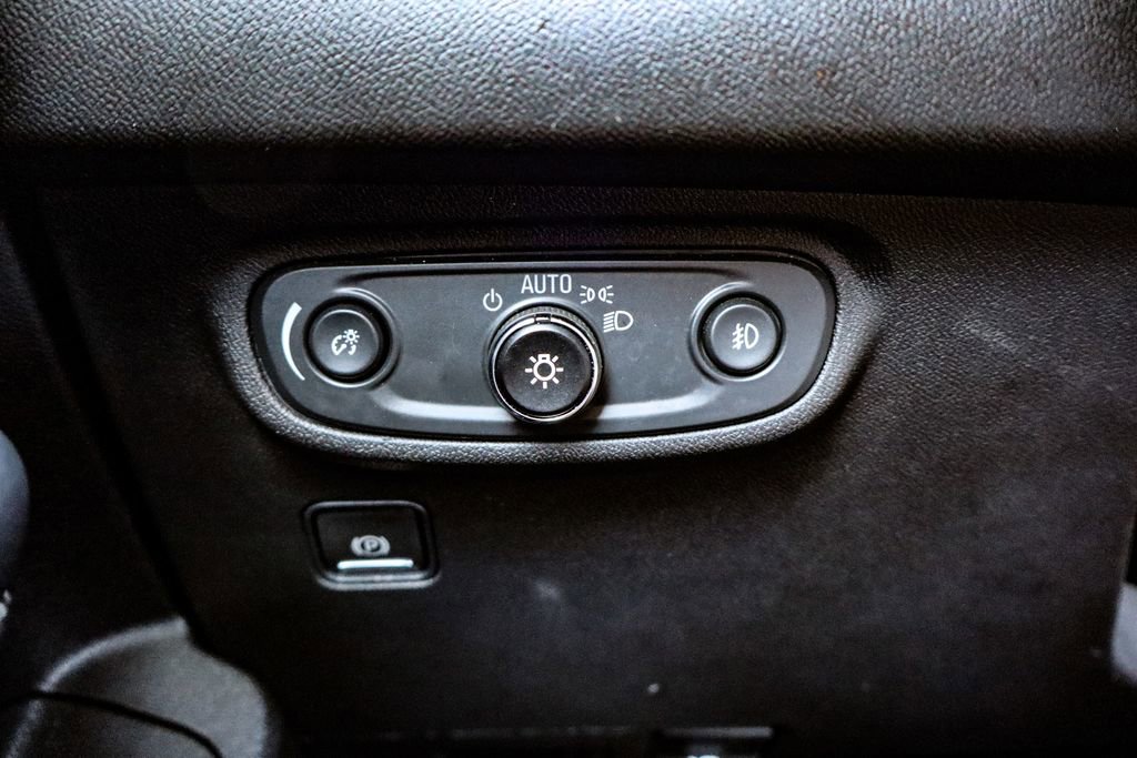 Certified 2024 GMC Terrain SLT image 19