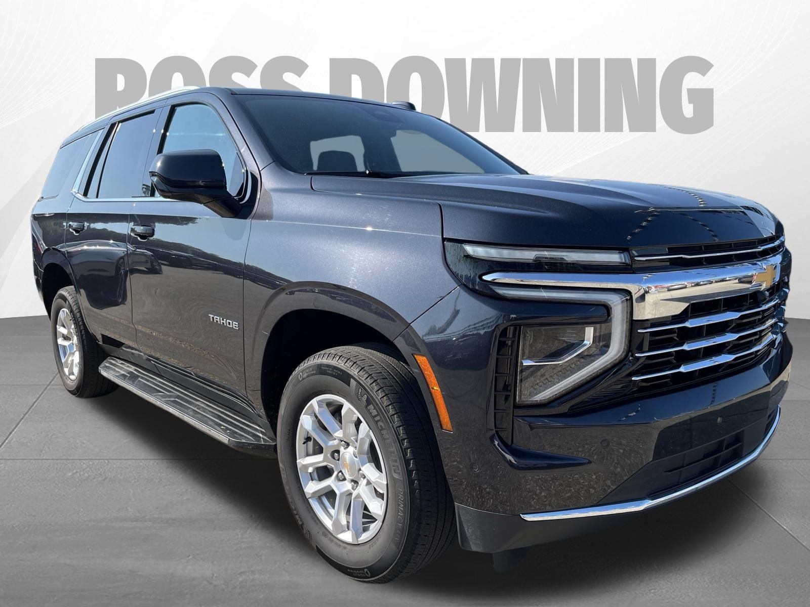 Used 2025 Chevrolet Tahoe LT RWD image 3
