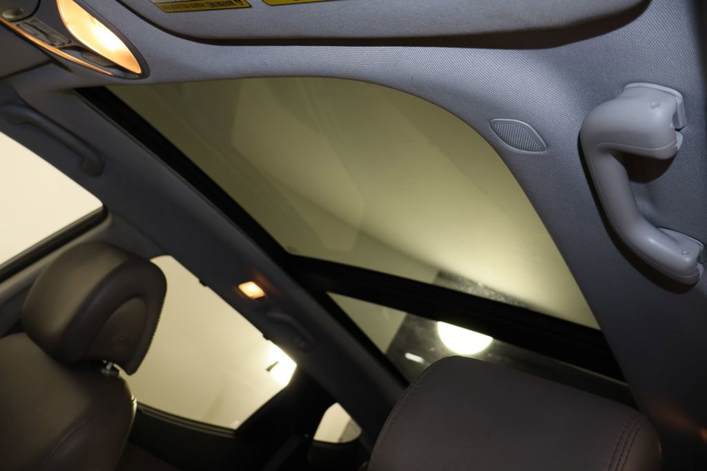 Used 2014 Hyundai Santa Fe Sport 2.0T w/ Technology Package 05 image 25