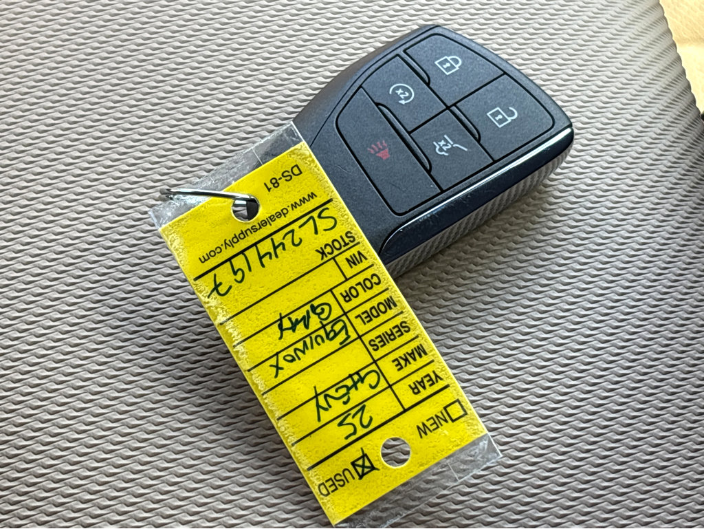 Used 2025 Chevrolet Equinox ACTIV w/ Safety and Technology Package image 31